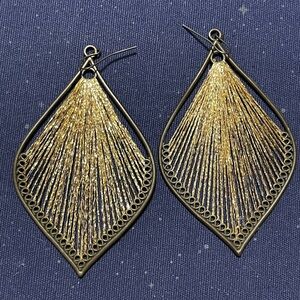 Gold Thread Teardrop Filigree Earrings - Unbranded